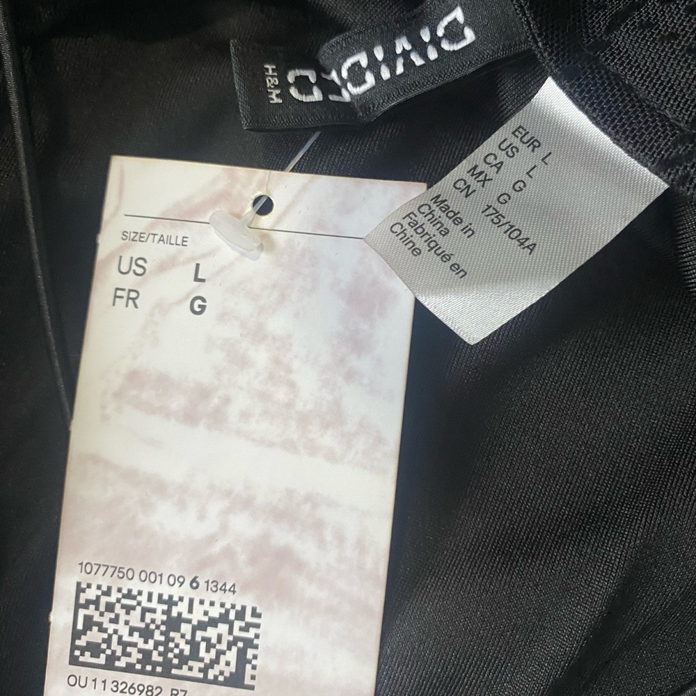 H&M - Picture 3 of 4